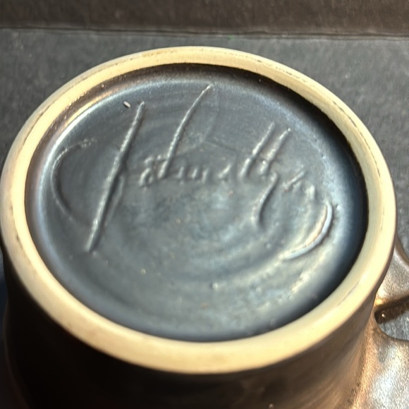 Unique Green Pottery Ikebana Lily Pad w/Copper Tone Base Signed Jonathan Bullock - Picture 4 of 6